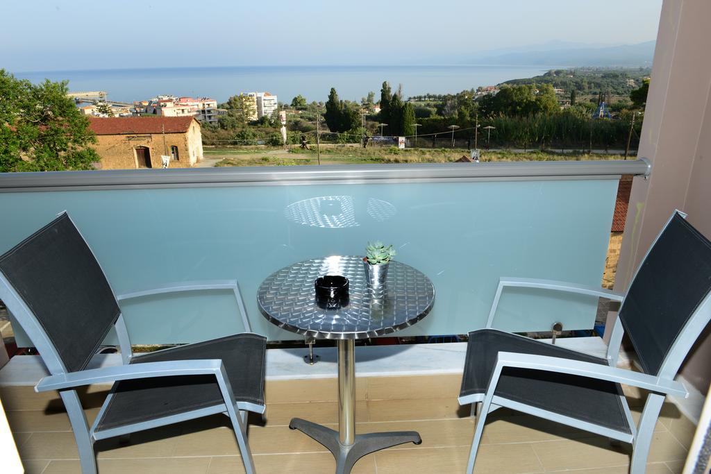 Ionion Hotel Kyparissia Exterior foto